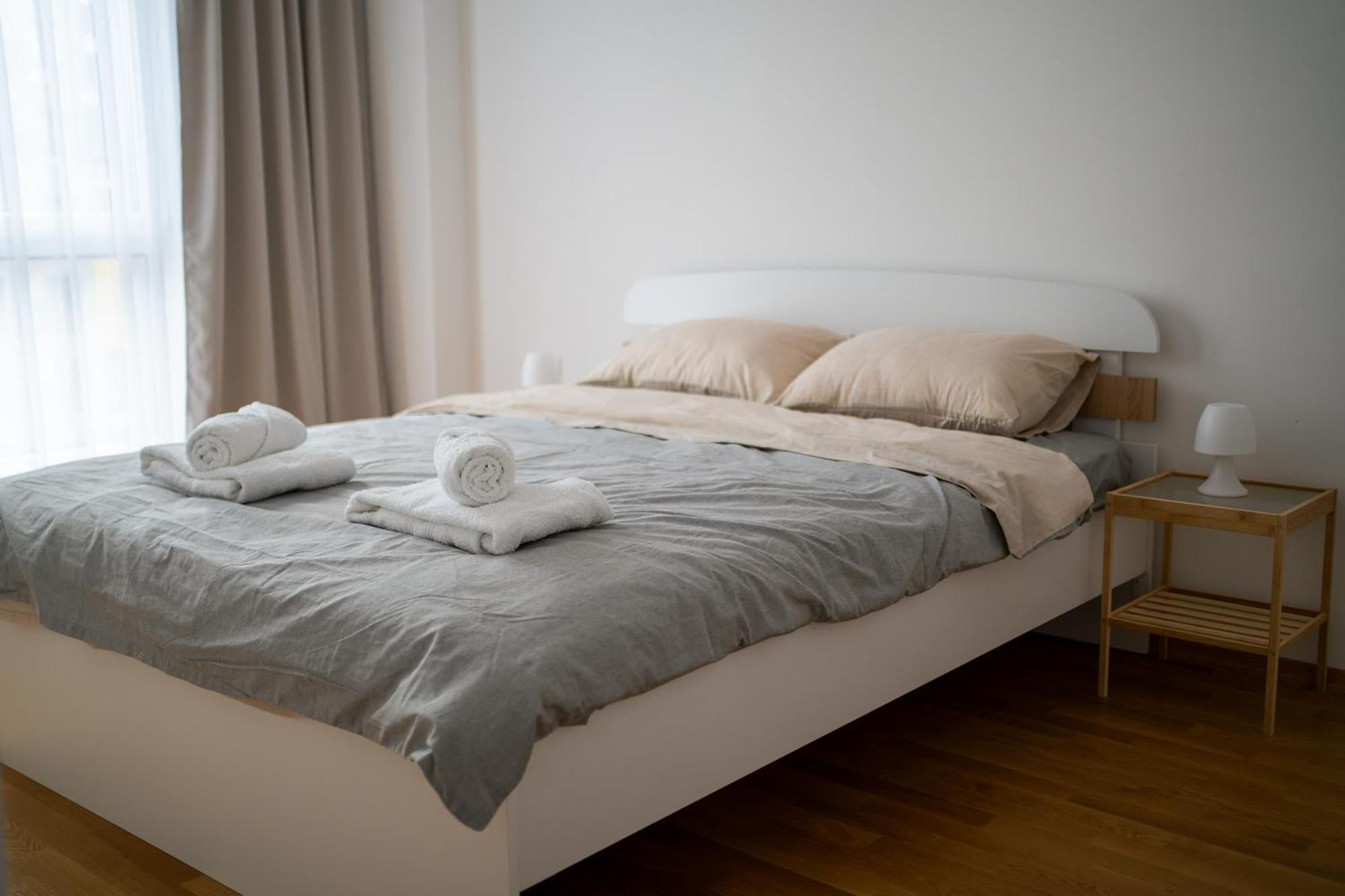 Wind Down In Apartament